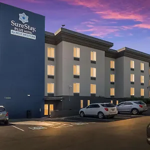 ホテル Surestay By Western Airport
